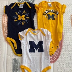 Set of 3 Michigan Wolverines Bodysuit - Navy, Yellow, and White
